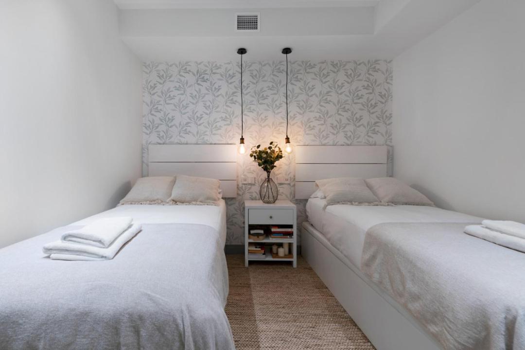 2 Bedrooms 1 Bathroom Furnished - Justicia - Executive Style - Mintystay Madri Exterior foto